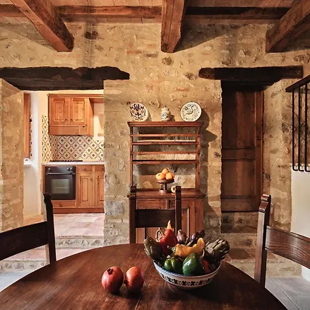 Holiday home Unique In An Old Hamlet Monte Castelli