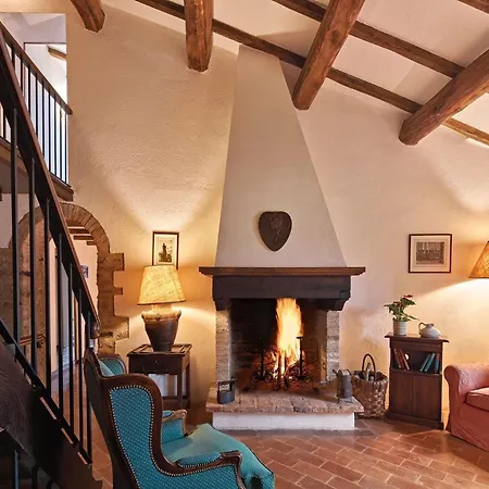 Unique In An Old Hamlet Holiday home *