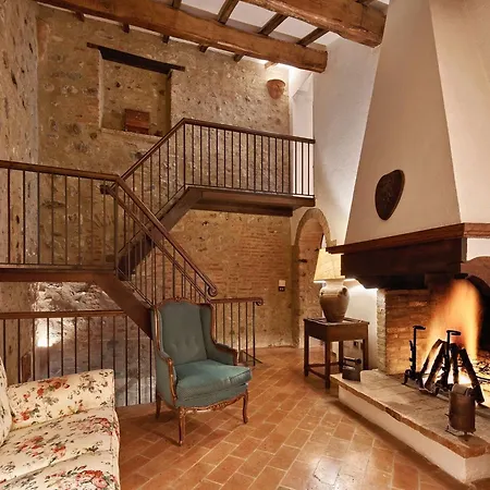 Unique In An Old Hamlet Monte Castelli