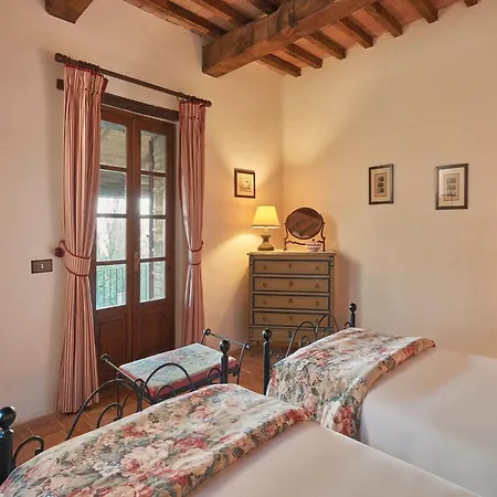 Unique In An Old Hamlet * Monte Castelli