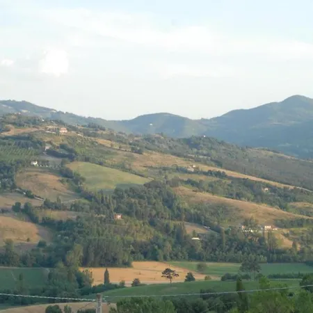 Unique In An Old Hamlet بيت للعطل Monte Castelli