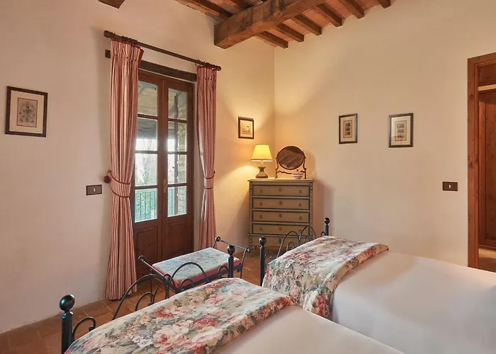 Unique In An Old Hamlet * Monte Castelli