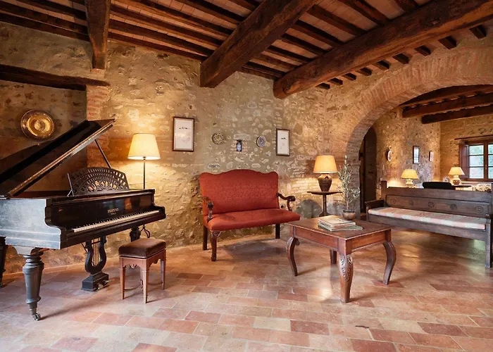 Unique In An Old Hamlet * Monte Castelli